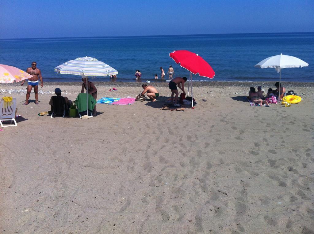 Hotel Paradise Beach Camera Mansardata Vicino Cefalu Piscina Aperta Campofelice Di Roccella Pokój zdjęcie